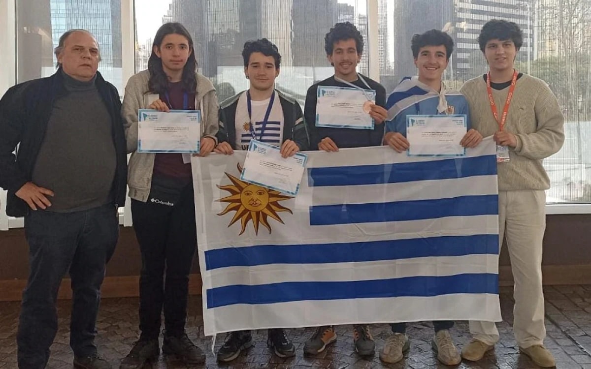Los jóvenes que representaron a Uruguay en la Olimpíada del Cono Sur